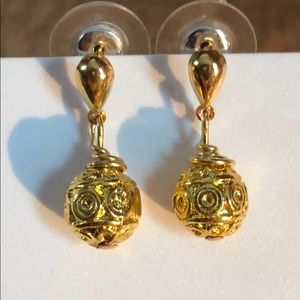 🥰Golden Ball Earrings